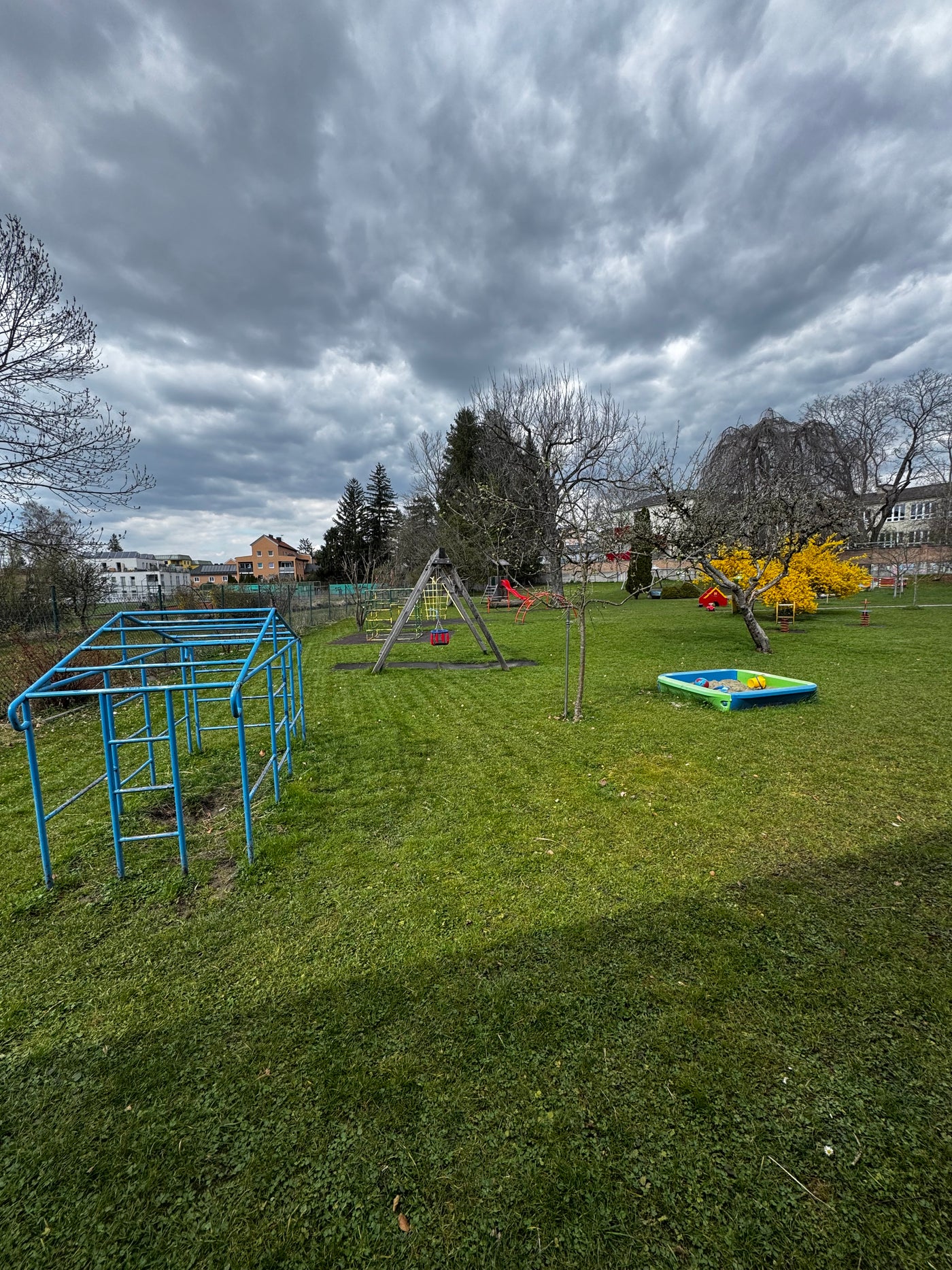 Mähroboter-Projekt bei einem Kindergarten in Salzburg